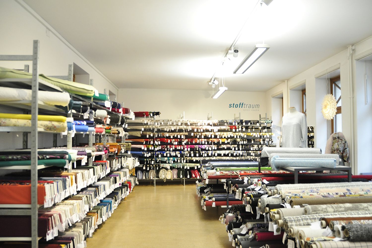 stofftraum ladeninnenansicht