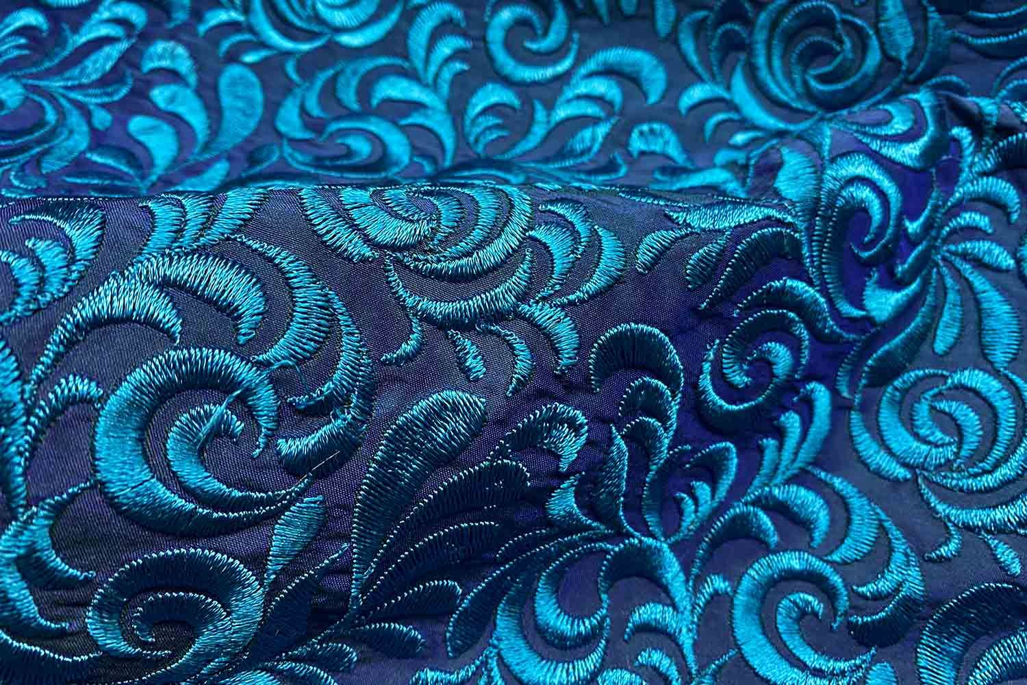 slider_2024_12-19_4_dupionseide