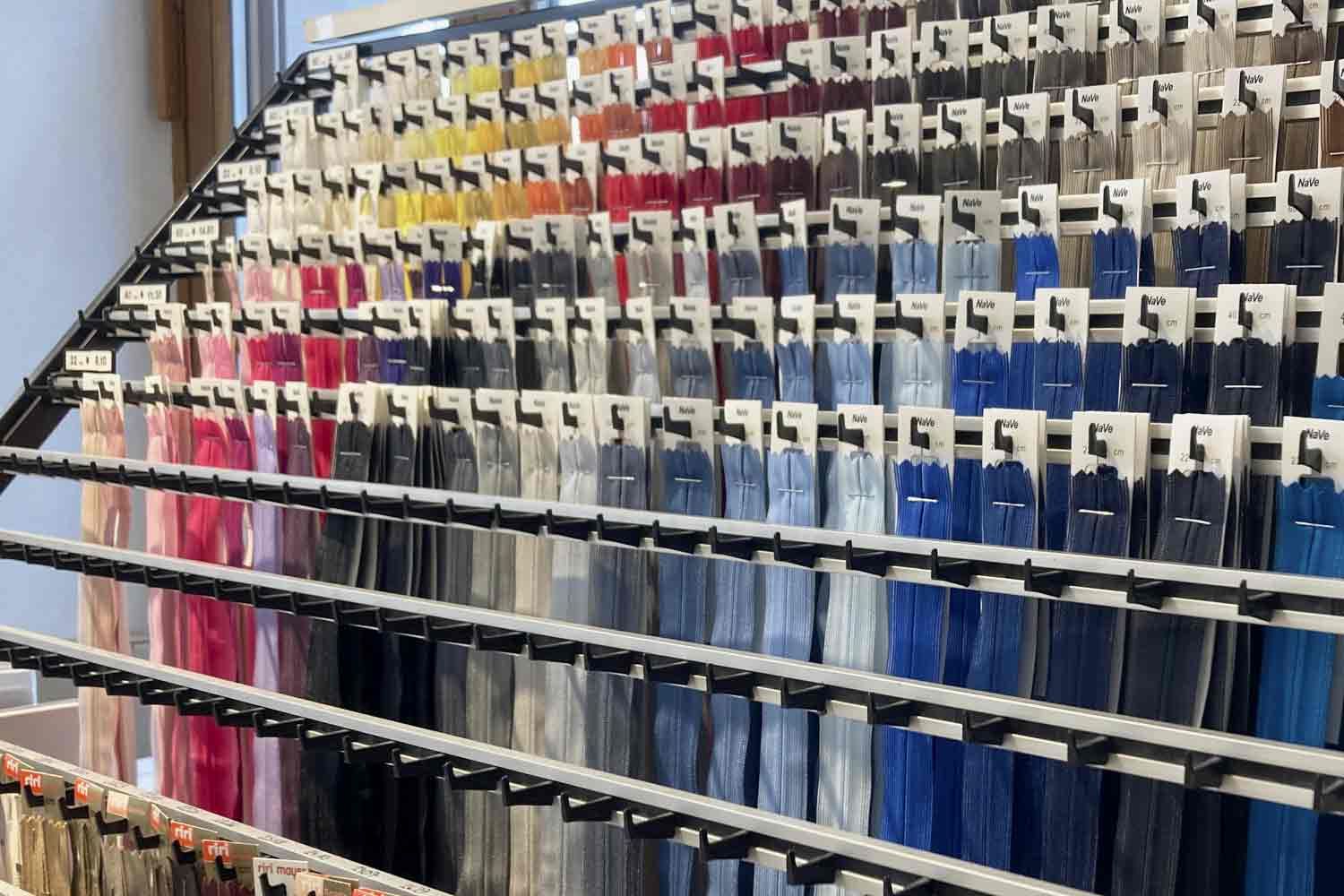 nahtverdeckte reissverschluesse unser grosses farbsortiment